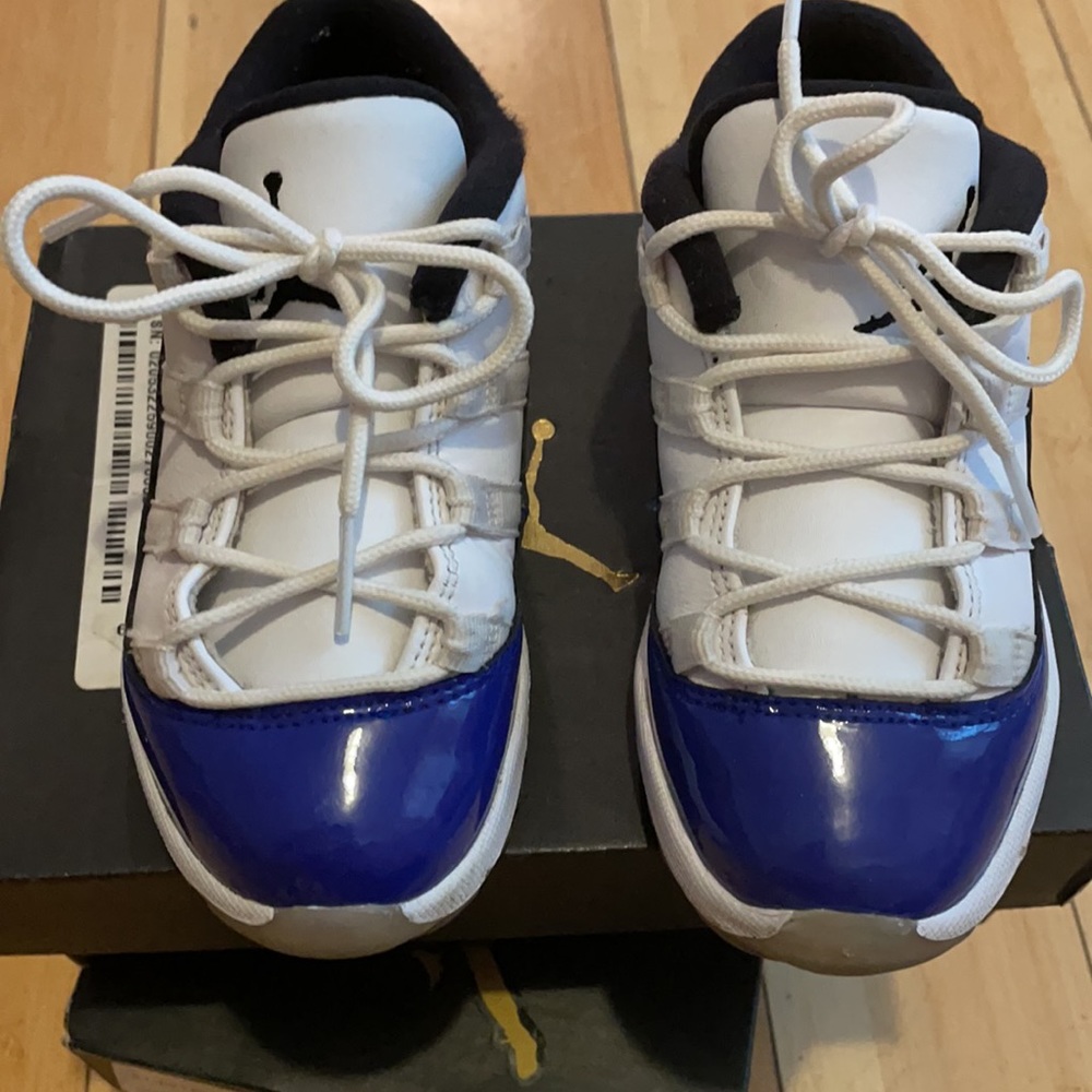 Jordan Retro 6 - Picture 2 of 4
